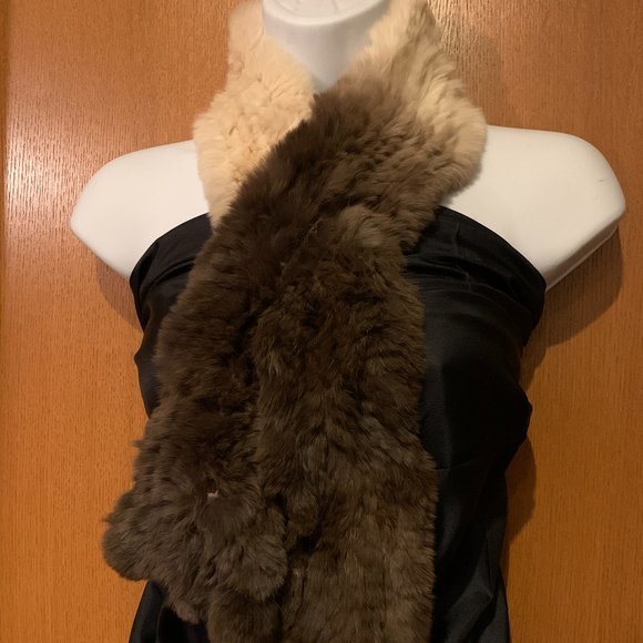 ❄️ Genuine Rabbit Fur Knitted Scarf NWOT - Picture 1 of 6